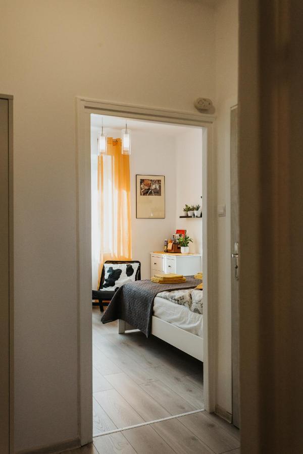Charming Apt Old Town & Jewish District, Quiet Neighborhood Krakow Ngoại thất bức ảnh